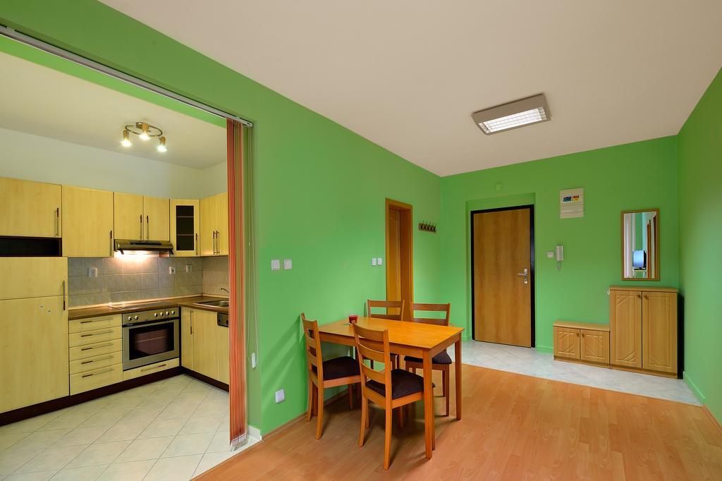Ambiente Serviced Apartments - Castle Pressburg Exterior foto